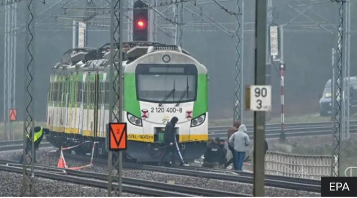 Poland Alleges Two Ukrainians Working for Russia behind Rail Sabotage
