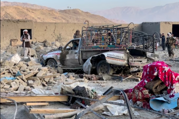 Pakistan Airstrikes in Afghanistan Kill 18, Kabul Condemns ‘Sovereignty Violation’