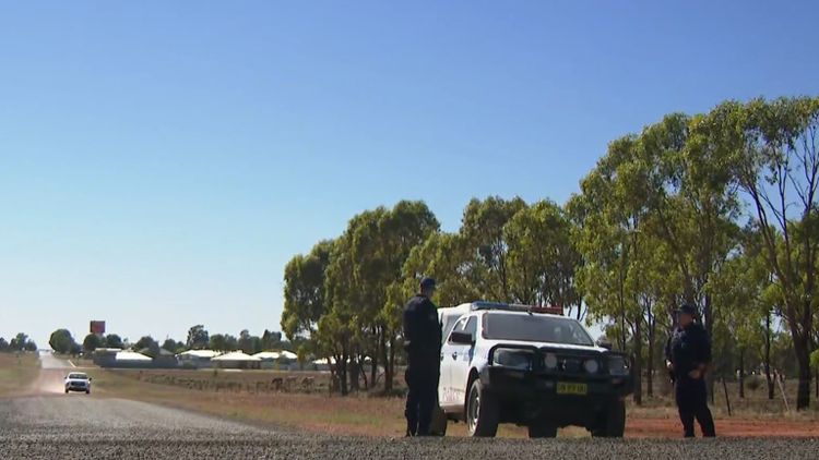 Hundreds Pay Tribute to Victims of Alleged Triple Murder in Lake Cargelligo, As Manhunt for Suspect Intensifies