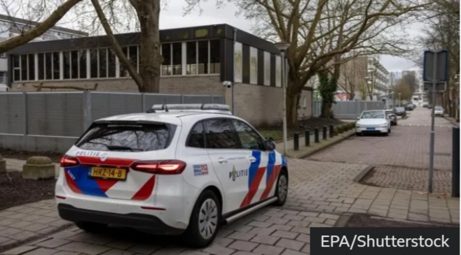 Amsterdam Jewish School Suffers an Explosion in What Has Been Explained as a Deliberate Attack