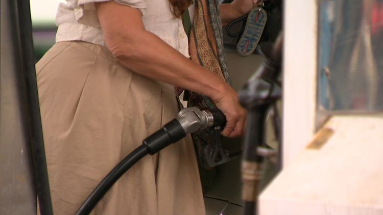 EV Interest Surges as Fuel Prices Bite Hard