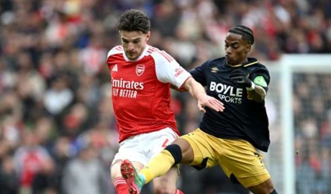 Declan Rice Faces Ruthless Test as Arsenal Chase Glory While West Ham Fight Relegation