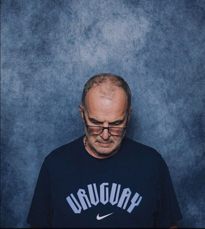 Why Did Marcelo Bielsa Refuse the World Cup Photoshoot? Uruguay Boss Sparks Debate Over Football and Image