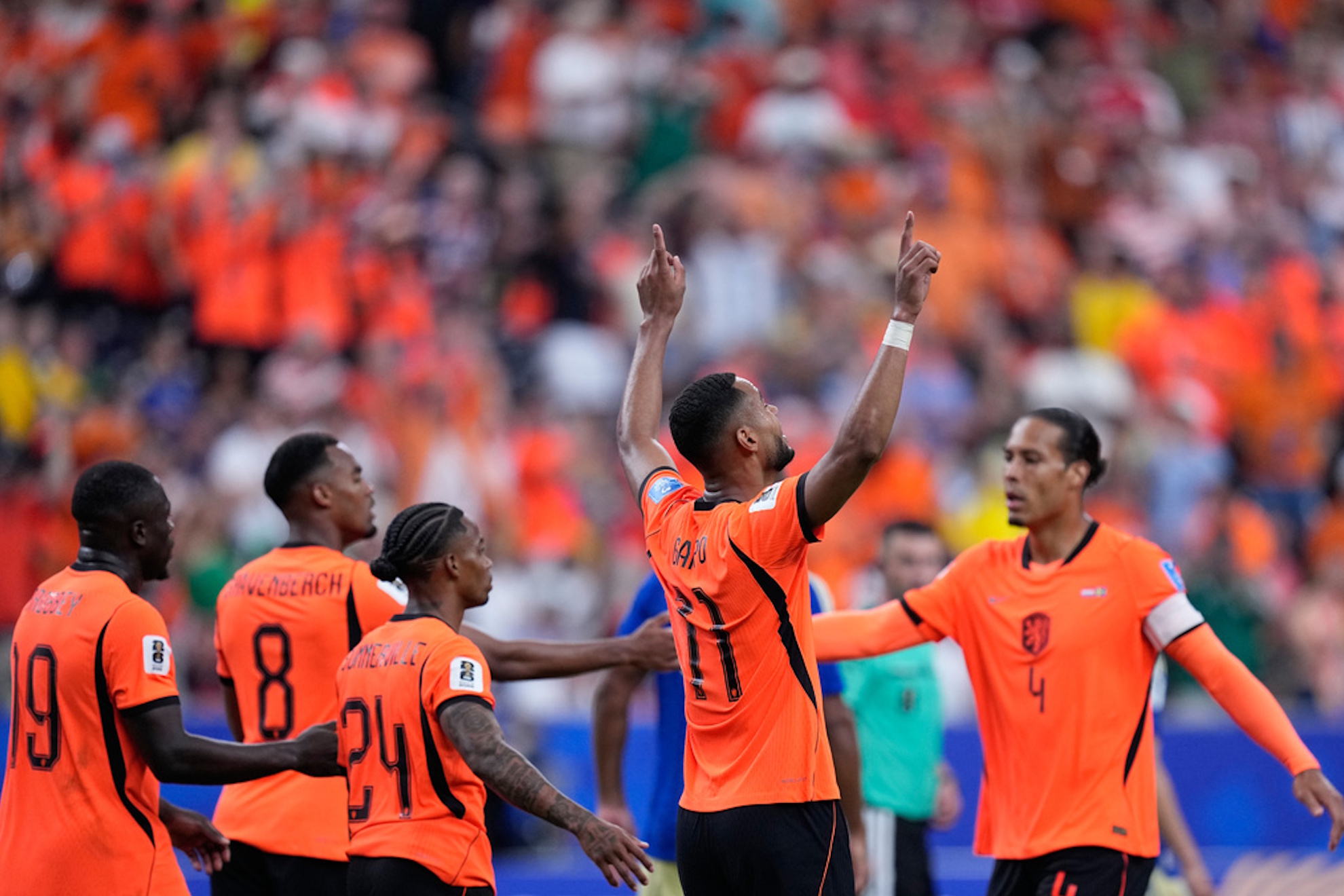 Netherlands 5-1 World Cup Statement Changes Tournament Mood as Germany and Paraguay Keep Winning